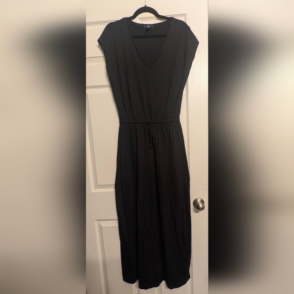 GAP Black Maxi Dress with V-Neck